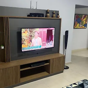 Linda Casa Em Fechado Brasília