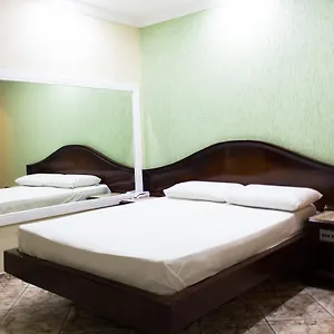 Valadares Hotel